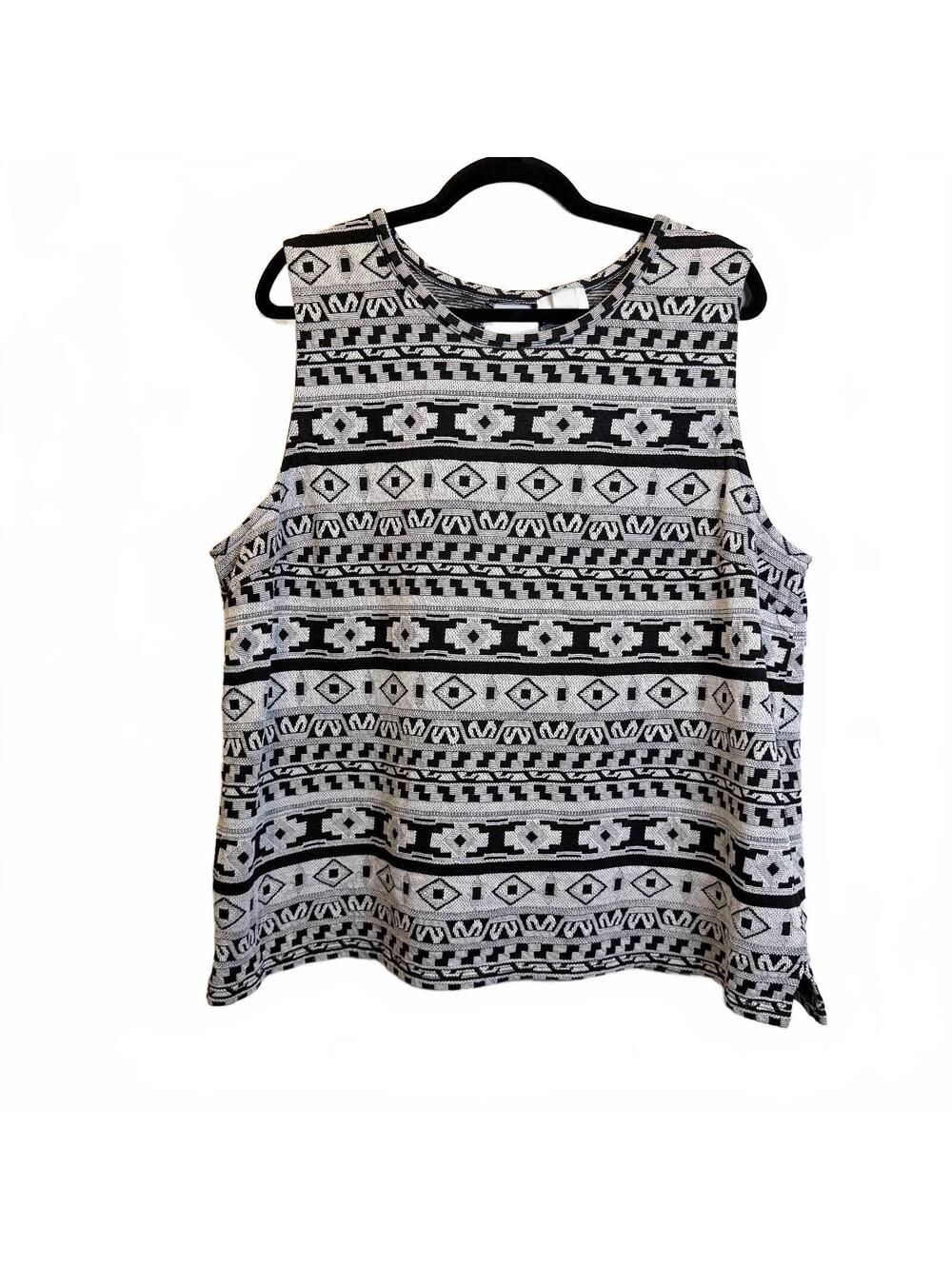 Old Navy XXL Black White Geometric Sleeveless Swing Tank Top